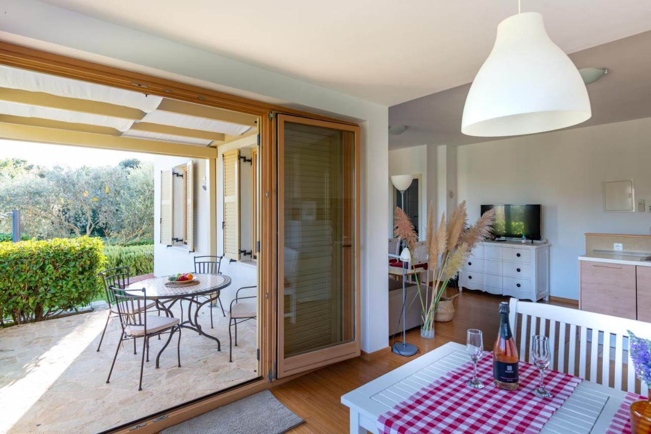 Apartamento Casa Bamboo Banjole Exterior foto