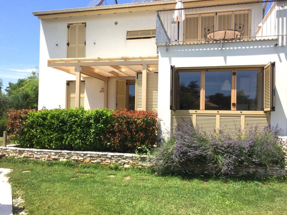 Apartamento Casa Bamboo Banjole Exterior foto